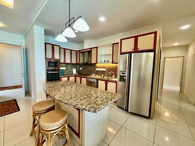 Condominium for Sale at 10 Island Resort - Quvee Ooi - Kitchen - PropertyGuru.com.my