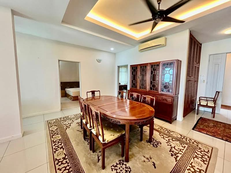 Condominium for Sale at 10 Island Resort - Quvee Ooi - Dining Room - PropertyGuru.com.my