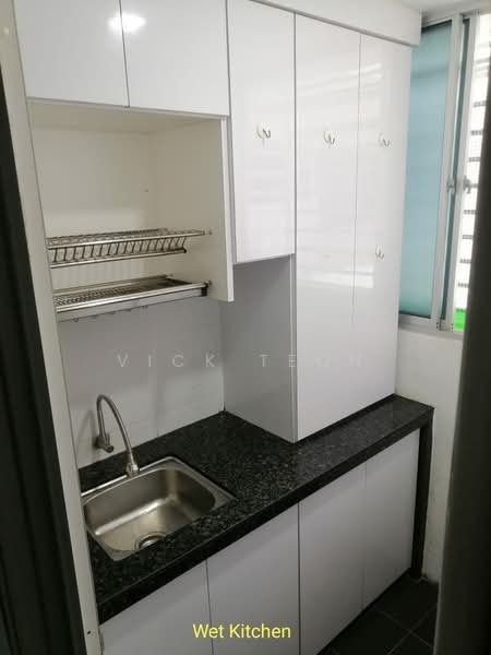 Pangsapuri untuk Disewa di The Rise Collection 2 - Vick Teoh - Kitchen - PropertyGuru.com.my
