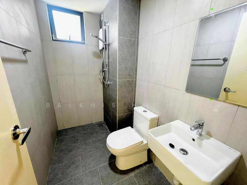 Servis Apartment untuk Disewa di Dian Residency - Balkhis Hashim - Bathroom - PropertyGuru.com.my