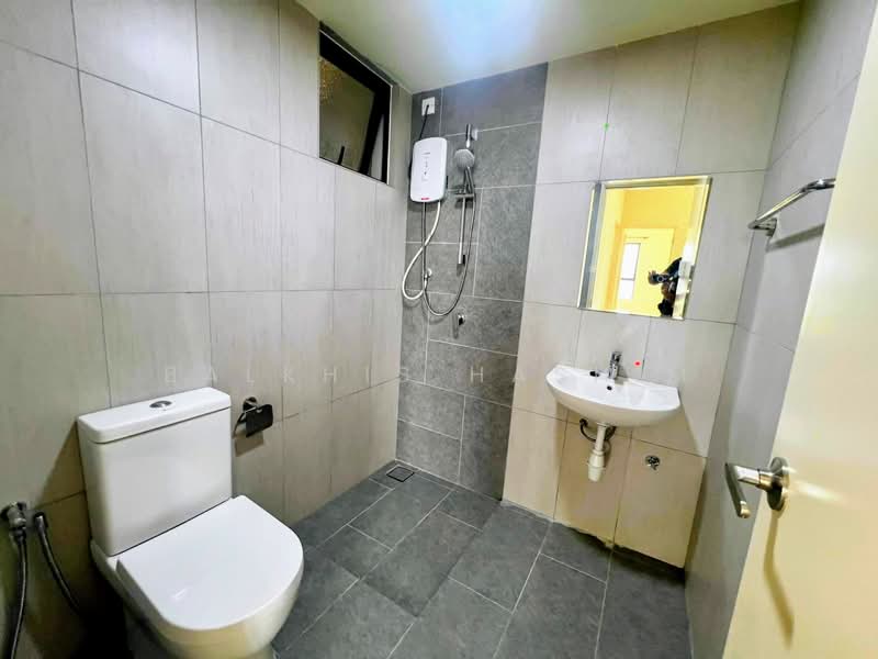 Servis Apartment untuk Disewa di Dian Residency - Balkhis Hashim - Bathroom - PropertyGuru.com.my