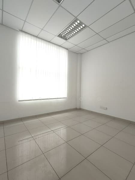 Semi-D Factory for Rent in Kawasan Perindustrian Tiong Nam (Tebrau) - Joyce Ong - Interior - PropertyGuru.com.my