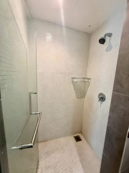 Kondominium untuk Disewa di 11 Gurney Drive - Quvee Ooi - Bathroom - PropertyGuru.com.my