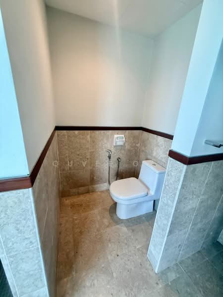 Kondominium untuk Disewa di 11 Gurney Drive - Quvee Ooi - Bathroom - PropertyGuru.com.my