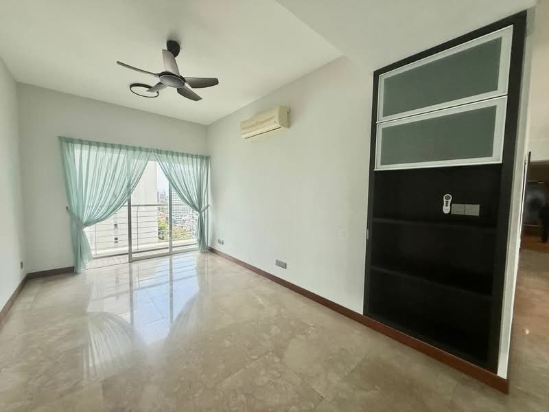 Kondominium untuk Disewa di 11 Gurney Drive - Quvee Ooi - Living Room - PropertyGuru.com.my