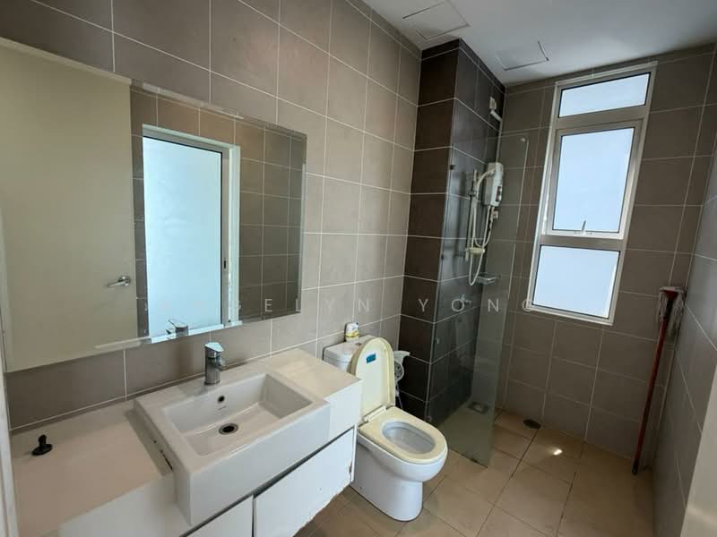 Kondominium untuk Disewa di Damansara Foresta - Angelyn Yong - Bathroom - PropertyGuru.com.my