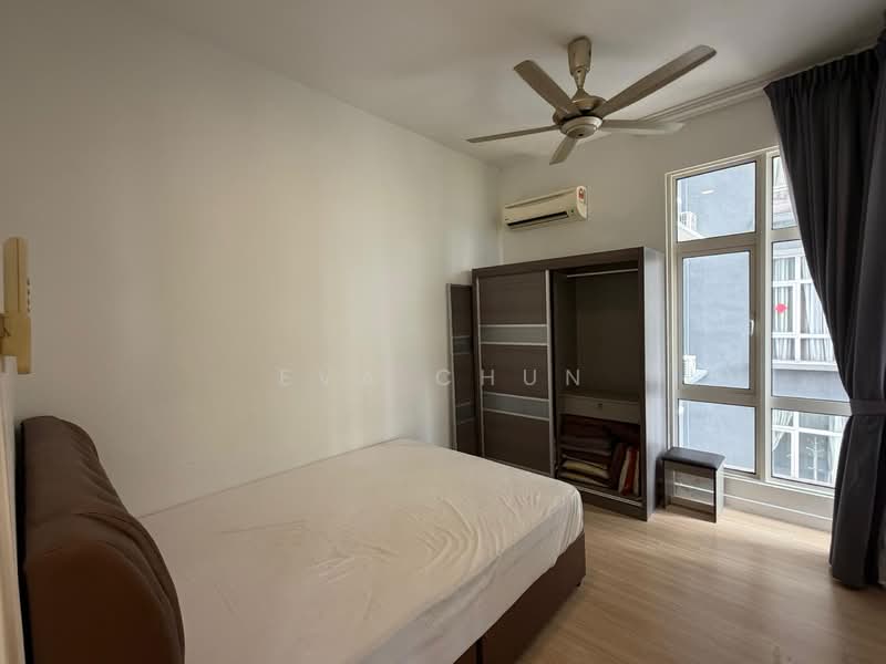 Kondominium untuk Disewa di Damansara Foresta - Eva Chun - Bedroom - PropertyGuru.com.my