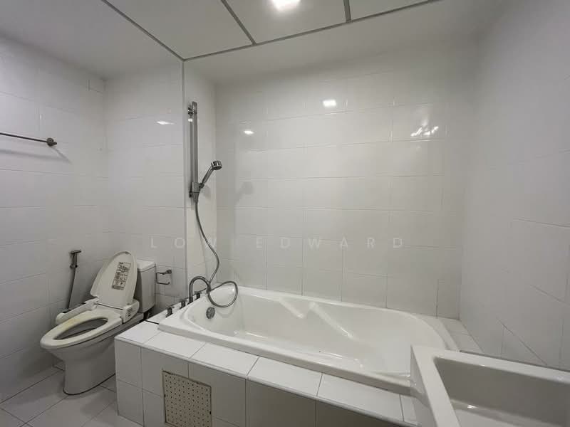 Servis Apartment untuk Dijual di Solaris Dutamas - Low Edward - Bathroom - PropertyGuru.com.my