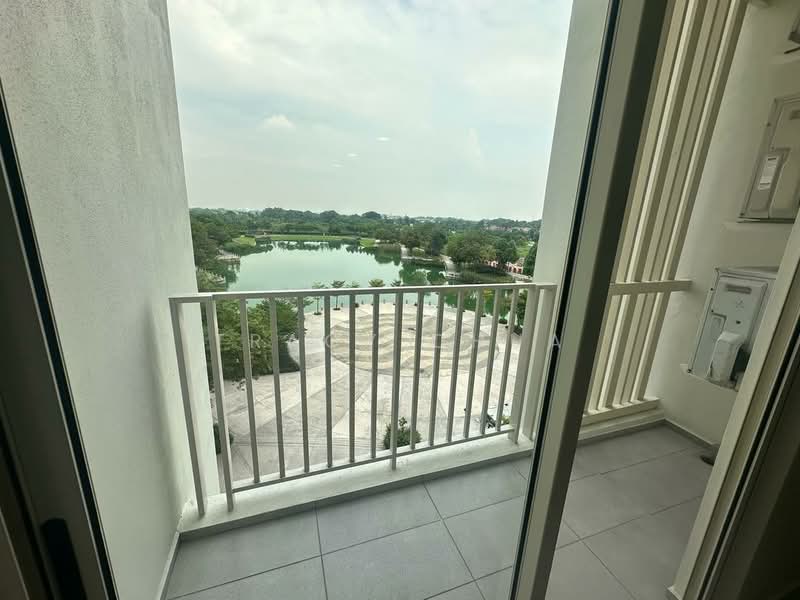 Servis Apartment untuk Disewa di The Tresor @ Gravit8 - Tracy Chua - Balcony - PropertyGuru.com.my
