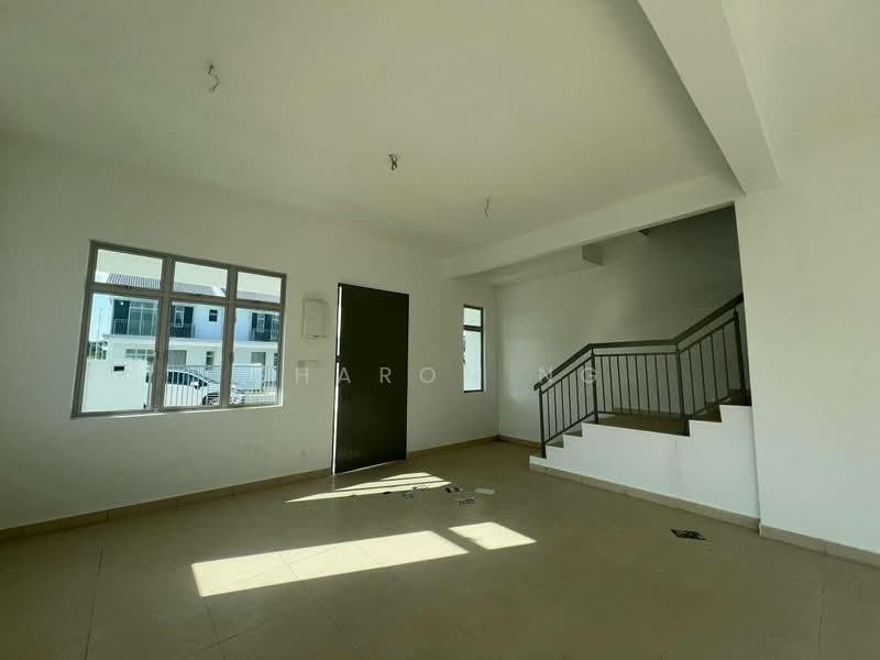 Cluster House for Sale in Taman Pulai Mutiara (Iskandar Puteri (Nusajaya)) - Sharon Ng - Living Room - PropertyGuru.com.my