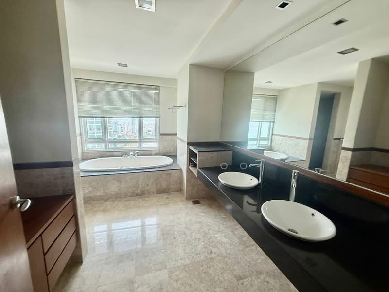 Kondominium untuk Disewa di 11 Gurney Drive - Quvee Ooi - Bathroom - PropertyGuru.com.my
