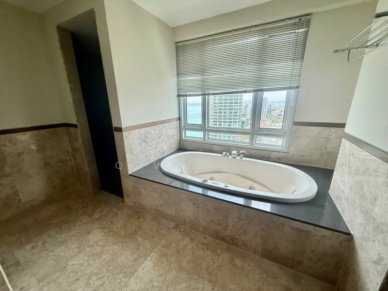 Kondominium untuk Disewa di 11 Gurney Drive - Quvee Ooi - Bathroom - PropertyGuru.com.my