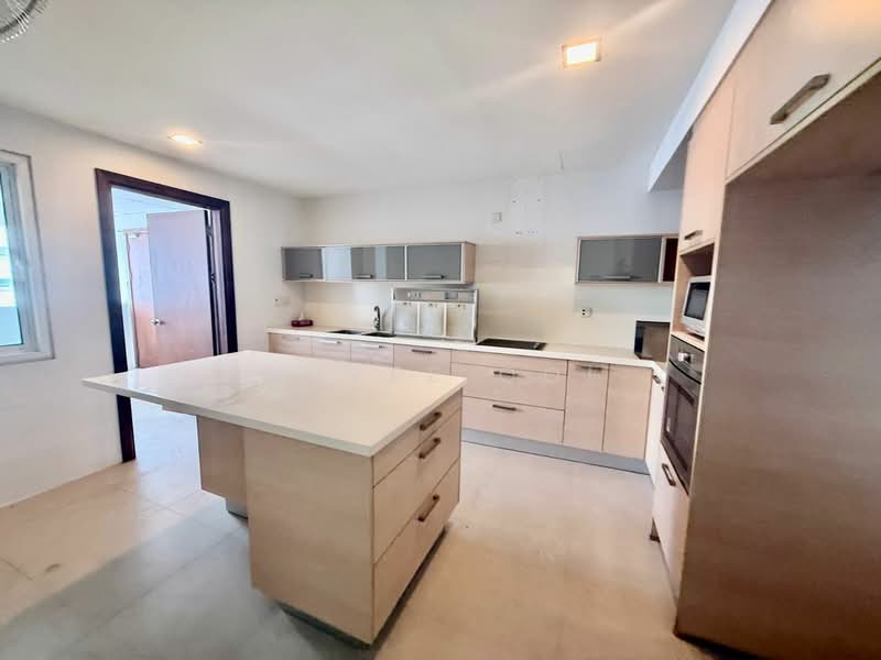 Kondominium untuk Disewa di 11 Gurney Drive - Quvee Ooi - Kitchen - PropertyGuru.com.my