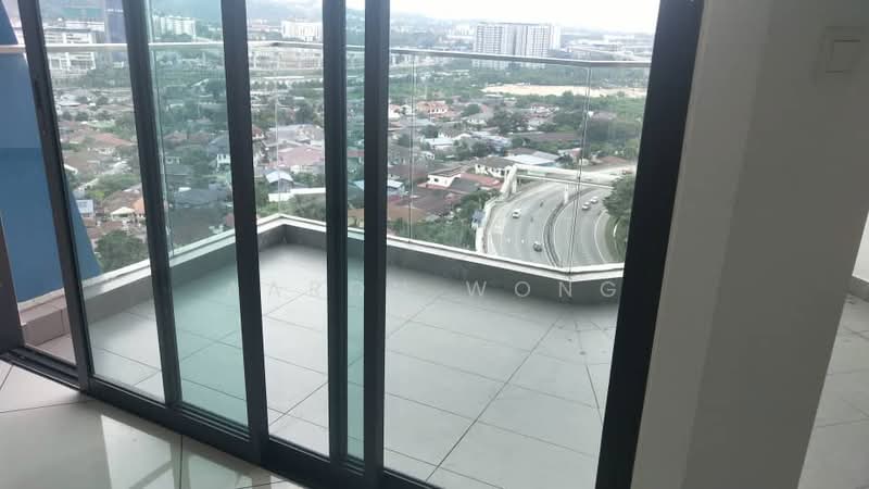 Kondominium untuk Dijual di Trinity Aquata - Aaron Wong - Balcony - PropertyGuru.com.my