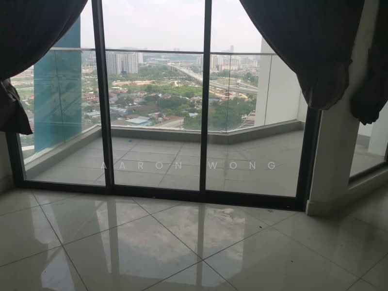 Kondominium untuk Dijual di Trinity Aquata - Aaron Wong - Balcony - PropertyGuru.com.my