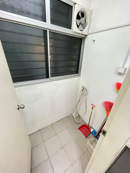Apartment for Rent at Residensi Seri Wahyu - Vincent Lai - Interior - PropertyGuru.com.my