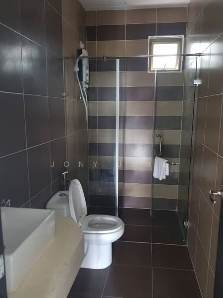 Service Residence for Rent at D'Inspire Residence (Inspira Bestari) - Jony Jong - Bathroom - PropertyGuru.com.my