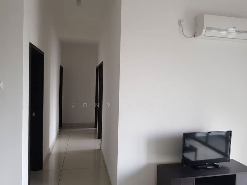 Service Residence for Rent at D'Inspire Residence (Inspira Bestari) - Jony Jong - Corridor - PropertyGuru.com.my