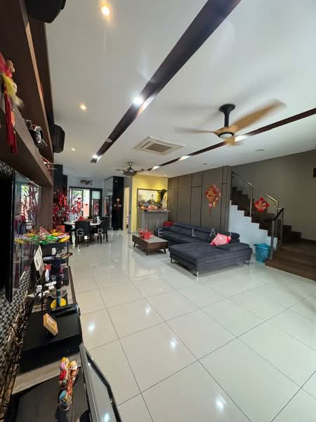 2-storey Terraced House for Rent in Telok Panglima Garang (Selangor) - Grace Lai - Living Room - PropertyGuru.com.my