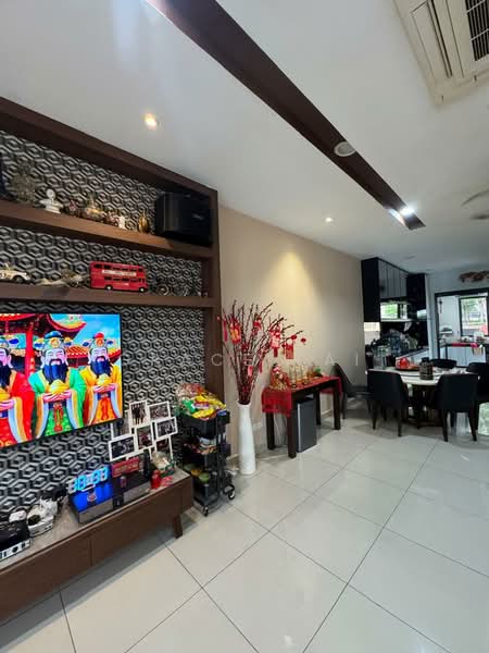 2-storey Terraced House for Rent in Telok Panglima Garang (Selangor) - Grace Lai - Living Room - PropertyGuru.com.my