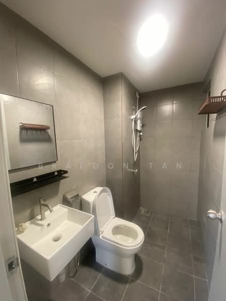 Kondominium untuk Disewa di Residensi Alamanda - Braedon Tan - Bathroom - PropertyGuru.com.my