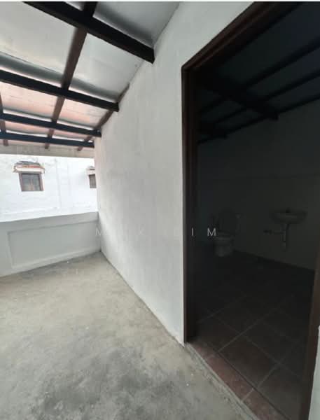 Kedai untuk Disewa di George Town (Penang) - Max Lim - Balcony - PropertyGuru.com.my