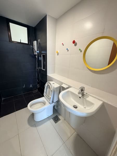 Service Residence for Rent at Sky Gardens Residences - Jason Khoo - Bathroom - PropertyGuru.com.my