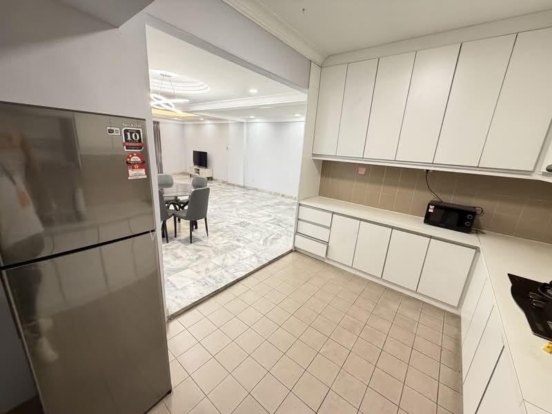 Kondominium untuk Disewa di Menara Bukit Ceylon - Winson Tay - Kitchen - PropertyGuru.com.my