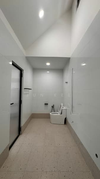 2-storey Terraced House for Sale in Taman Desa (Kuala Lumpur) - Jun Kee - Bathroom - PropertyGuru.com.my