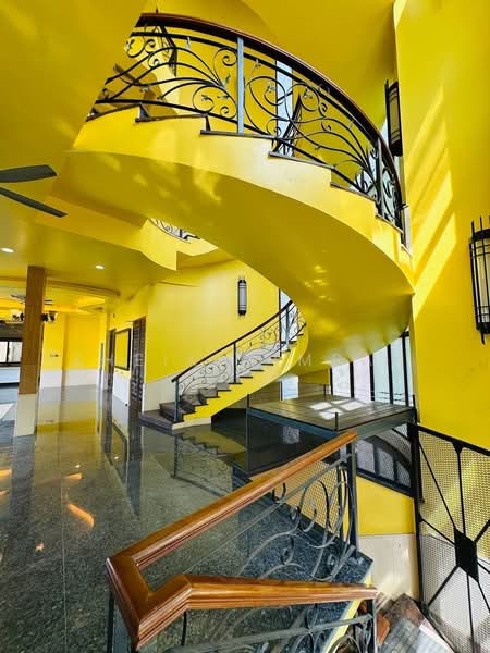 Bungalow for Sale in Seri Kembangan (Selangor) - Sheikh Imran - PropertyGuru.com.my