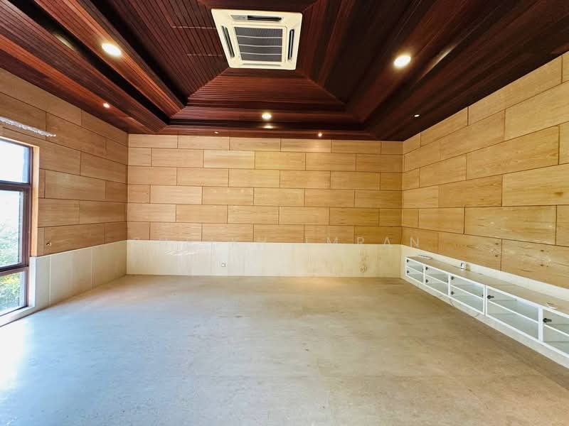 Bungalow for Sale in Seri Kembangan (Selangor) - Sheikh Imran - PropertyGuru.com.my