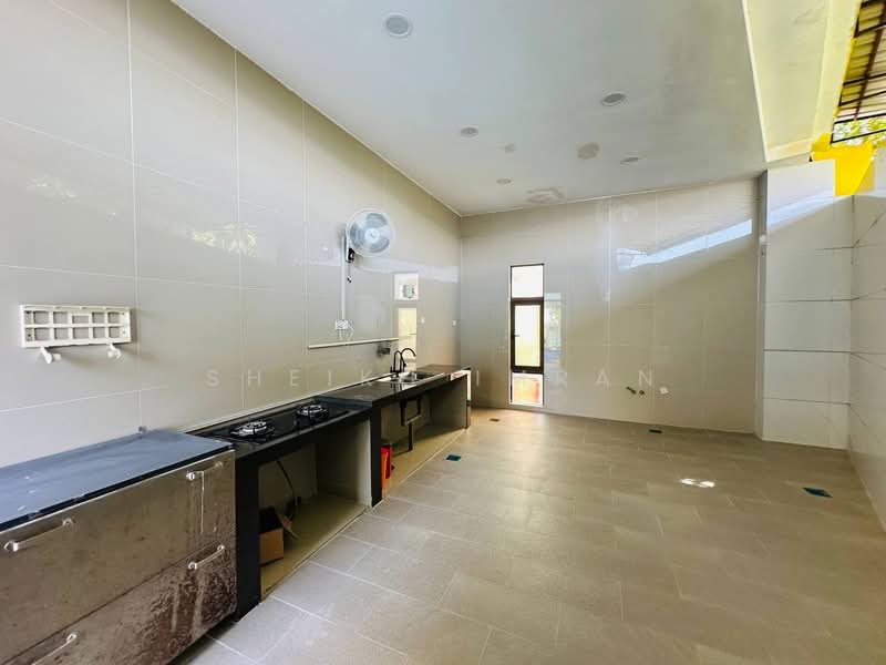 Bungalow for Sale in Seri Kembangan (Selangor) - Sheikh Imran - PropertyGuru.com.my