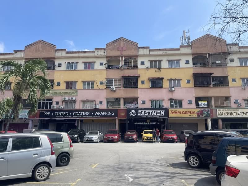 Shop for Sale in Sunway Batu Caves (Batu Caves) - Francis Soh - Exterior - PropertyGuru.com.my