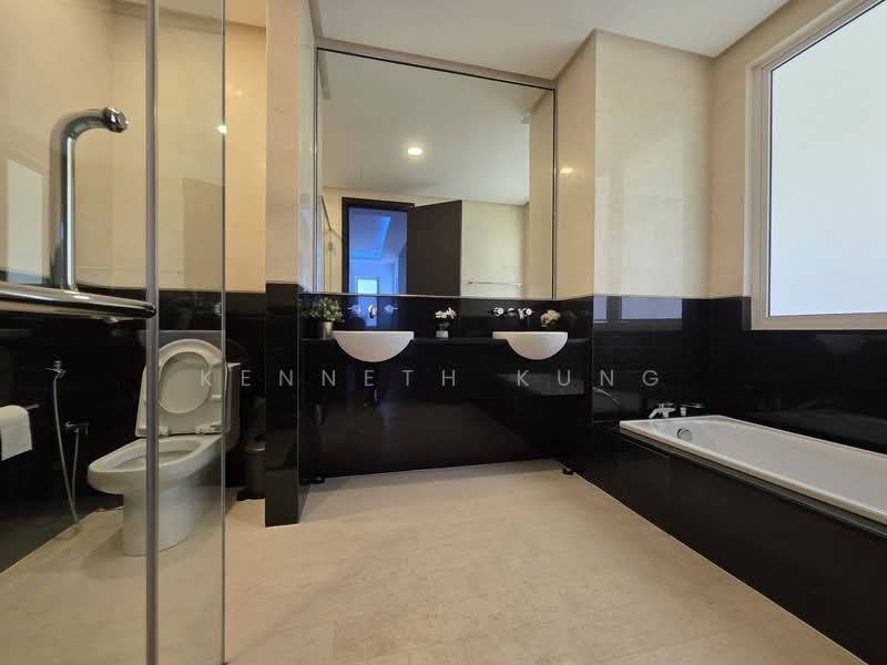 Rumah Teres 2.5 Tingkat untuk Dijual di Seri Tanjung Pinang (Tanjung Tokong) - Kenneth Kung - Bathroom - PropertyGuru.com.my