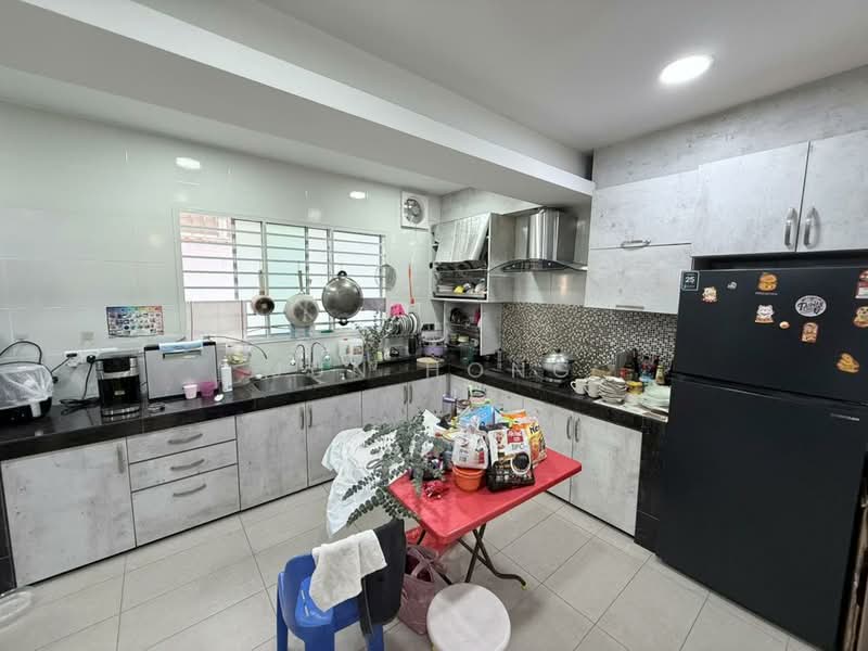 2-storey Terraced House for Sale in Kota Kemuning (Shah Alam) - Jun hong - Kitchen - PropertyGuru.com.my