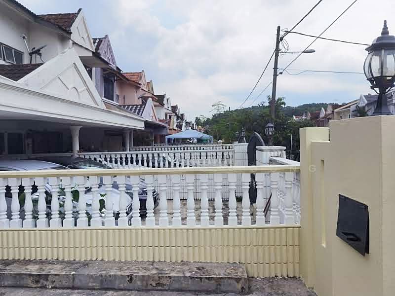2-storey Terraced House for Sale in Puchong (Selangor) - Chow Kok Toong - Exterior - PropertyGuru.com.my
