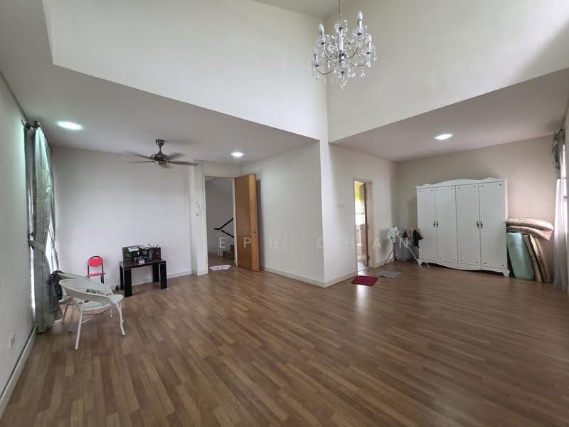 Bungalow House for Sale in Seksyen 4 (Shah Alam) - Joseph Chan - Living Room - PropertyGuru.com.my
