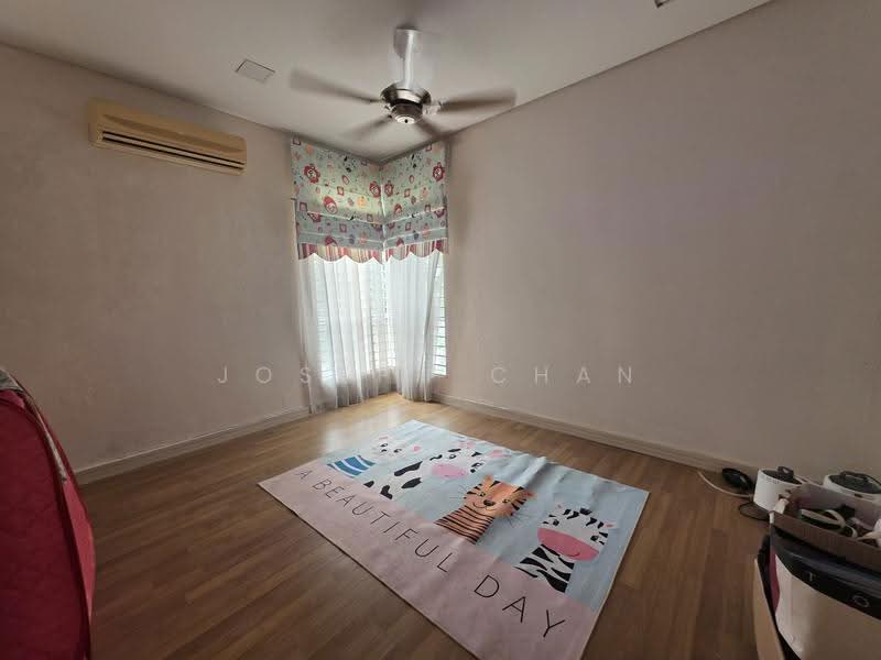 Bungalow House for Sale in Seksyen 4 (Shah Alam) - Joseph Chan - Bedroom - PropertyGuru.com.my
