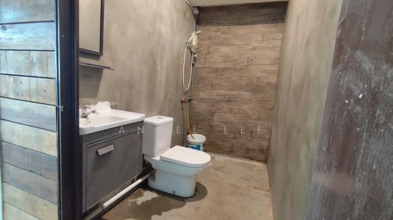 Terrace Factory for Rent in Taman Desa Idaman (Senai) - Angel Lee - Bathroom - PropertyGuru.com.my