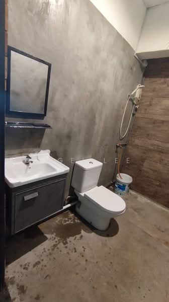 Terrace Factory for Rent in Taman Desa Idaman (Senai) - Angel Lee - Bathroom - PropertyGuru.com.my