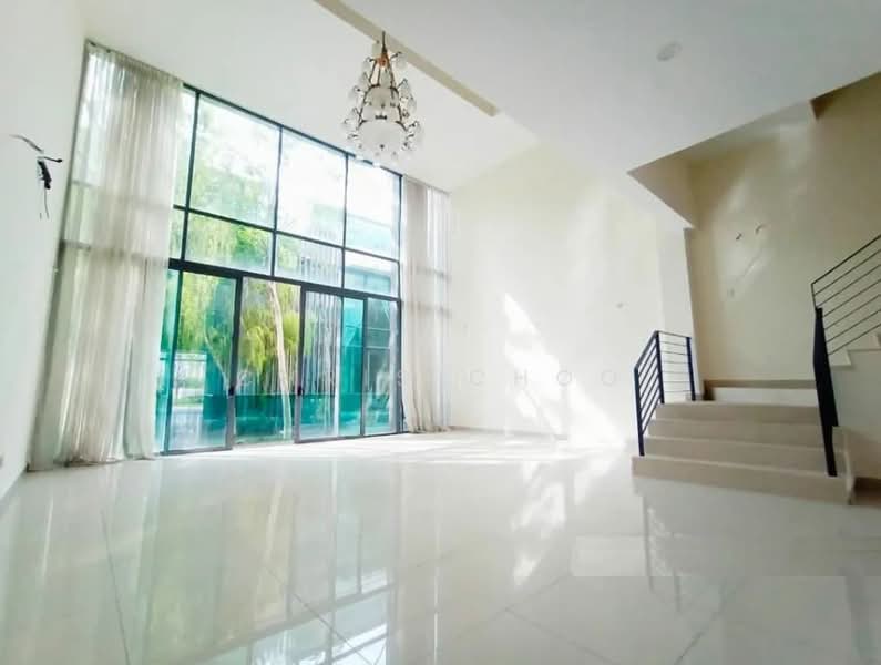 3-storey Terraced House for Sale in Bandar Nusaputra (Puchong) - Chris Choo - Living Room - PropertyGuru.com.my