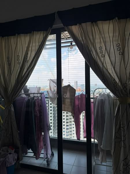 Servis Apartment untuk Dijual di Aera Residence - Soung Lim - Balcony - PropertyGuru.com.my