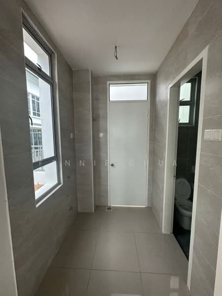 Cluster House for Sale in Kangkar Pulai (Skudai) - Fennie Chua - Corridor - PropertyGuru.com.my