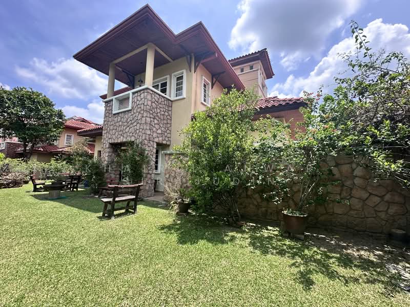 Bungalow for Sale in Presint 14 (Putrajaya) - Khairil Anwar Sirajudin - Exterior - PropertyGuru.com.my