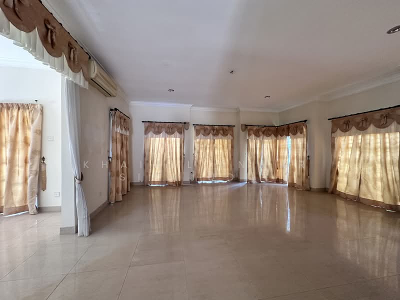 Bungalow for Sale in Presint 14 (Putrajaya) - Khairil Anwar Sirajudin - Living Room - PropertyGuru.com.my