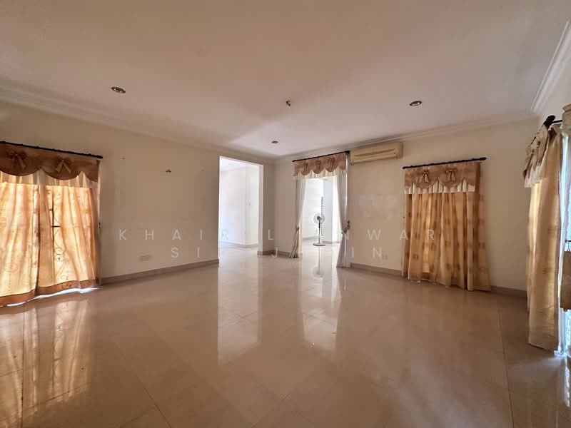 Bungalow for Sale in Presint 14 (Putrajaya) - Khairil Anwar Sirajudin - Living Room - PropertyGuru.com.my