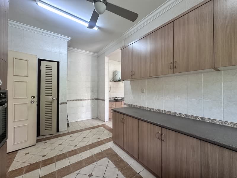 Bungalow for Sale in Presint 14 (Putrajaya) - Khairil Anwar Sirajudin - Kitchen - PropertyGuru.com.my