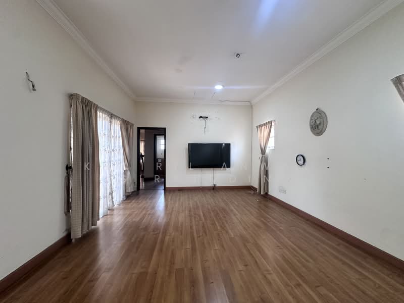 Bungalow for Sale in Presint 14 (Putrajaya) - Khairil Anwar Sirajudin - Living Room - PropertyGuru.com.my
