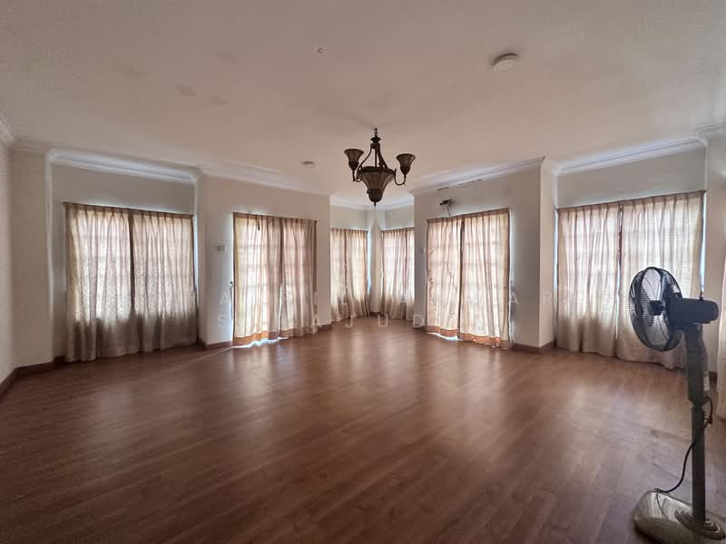 Bungalow for Sale in Presint 14 (Putrajaya) - Khairil Anwar Sirajudin - Living Room - PropertyGuru.com.my