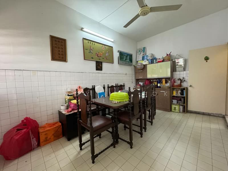 2-storey Terraced House for Sale in Taman Overseas Union (Taman Oug) (Jalan Klang Lama (Old Klang Road)) - Cindy Lee Yoke Peng - Dining Room - PropertyGuru.com.my
